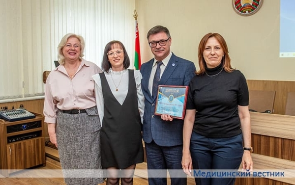 Награждены лучшие общественные инспекторы, организации и комиссии по охране труда			     
        Награждены лучшие общественные инспекторы, организации и комиссии по охране труда