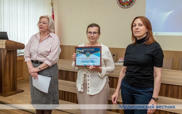 Награждены лучшие общественные инспекторы, организации и комиссии по охране труда			     
        Награждены лучшие общественные инспекторы, организации и комиссии по охране труда